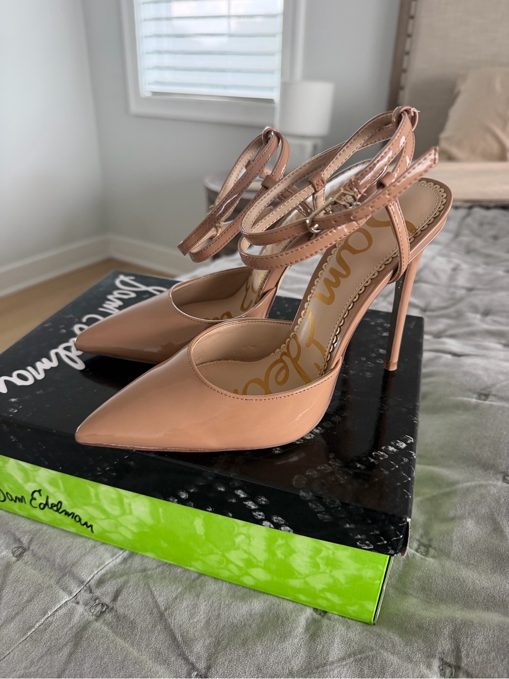 NEVER WORN Sam Edelman Nude Deana Patent Leather Pointed-Toe Stiletto Pumps